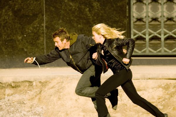 The Island 2005 Michael Bay Synopsis